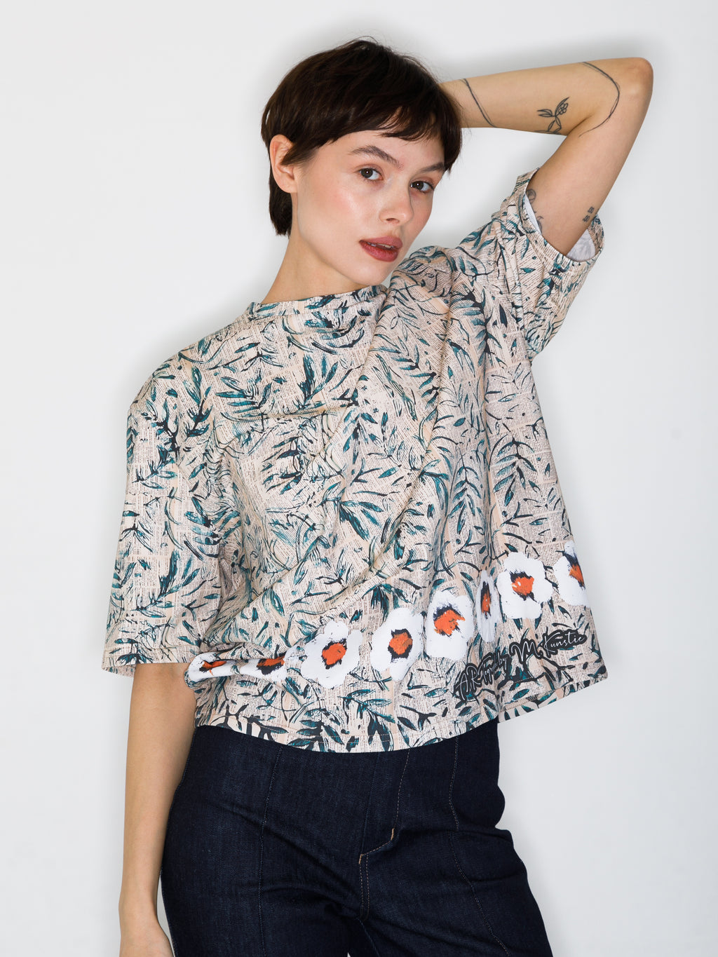 Book flowers All-over print T-Shirt